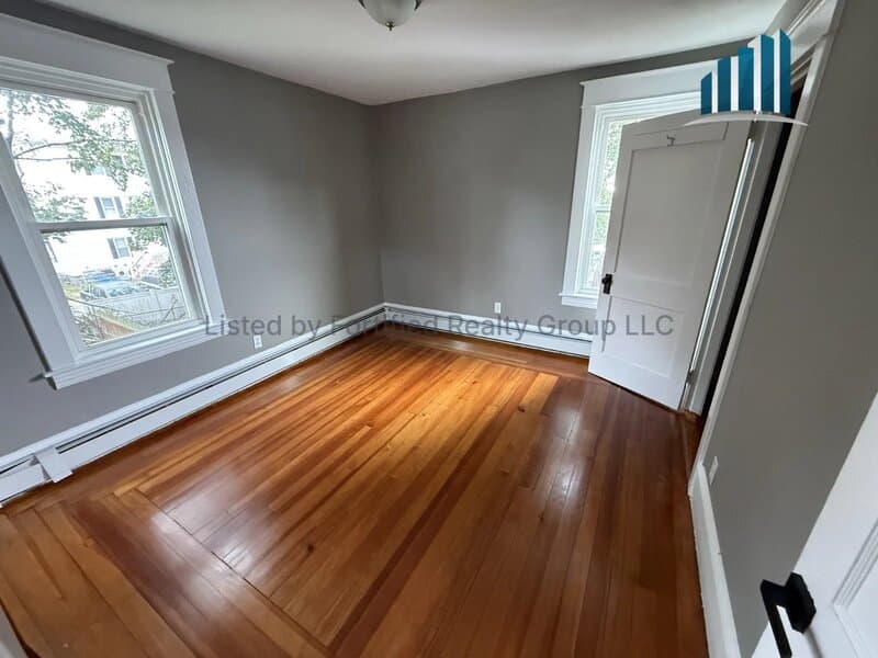 Fall River Condo: 76 Angell St