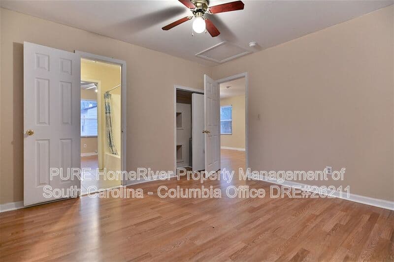 Columbia House: 1545 Lilly Avenue