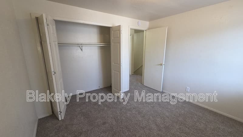 Nampa Condo: 211 East Bird Avenue - B
