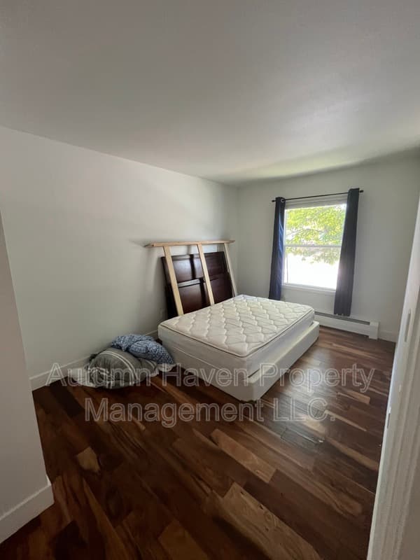Westminster House: 9247 Holland St