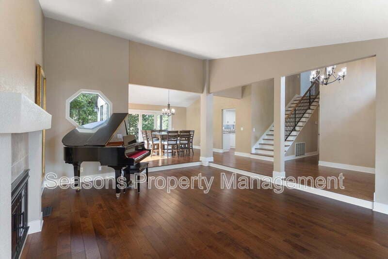 Redding House: 1688 El Capitan Dr