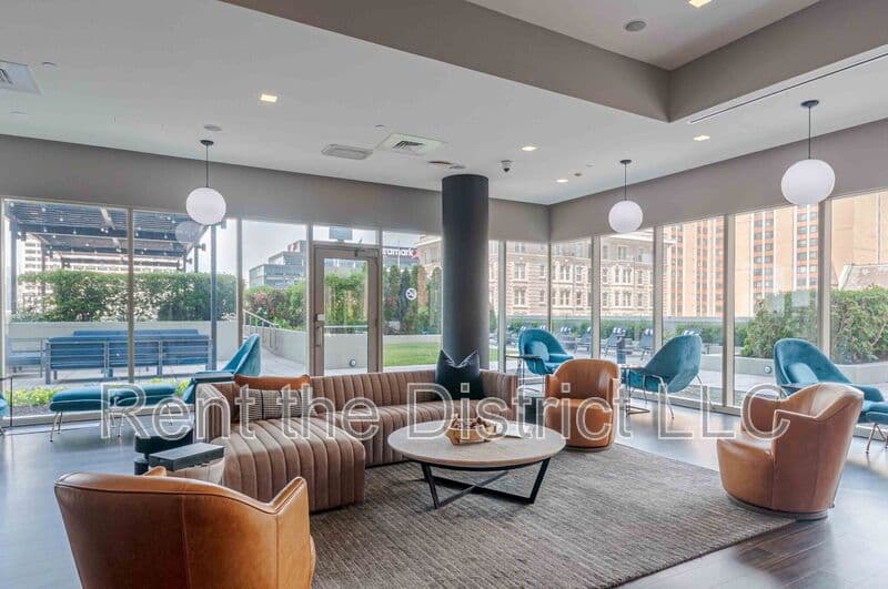 Philadelphia Condo: 2116 Chestnut Street