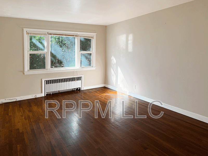 Belleville Condo: 16 Clark Terrace - 4
