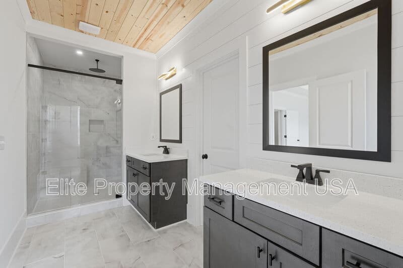 Braselton Townhome: 331 Orchid Street