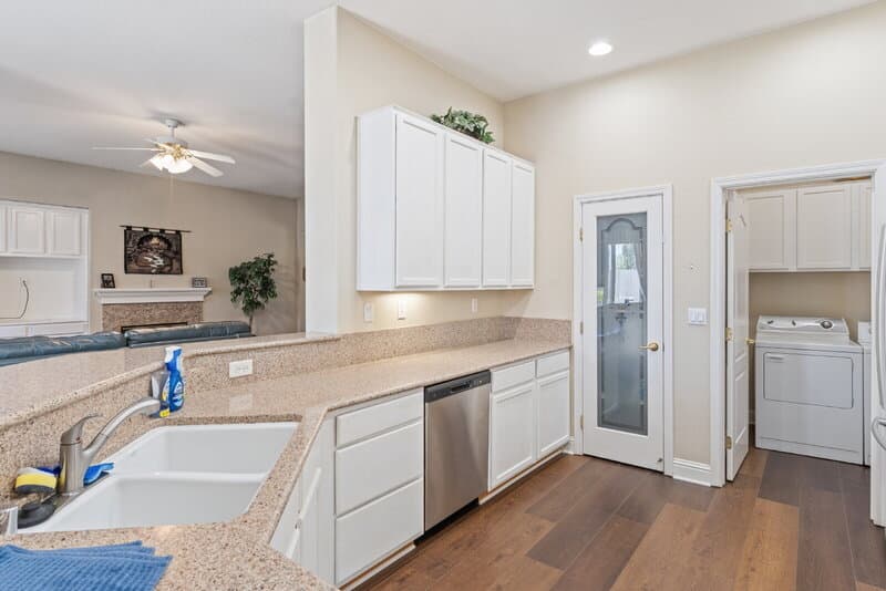 Folsom House: 1121 Galston Drive