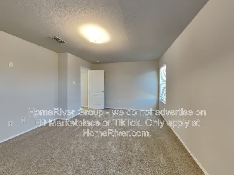 Fort Worth House: 6256 Topsail Dr
