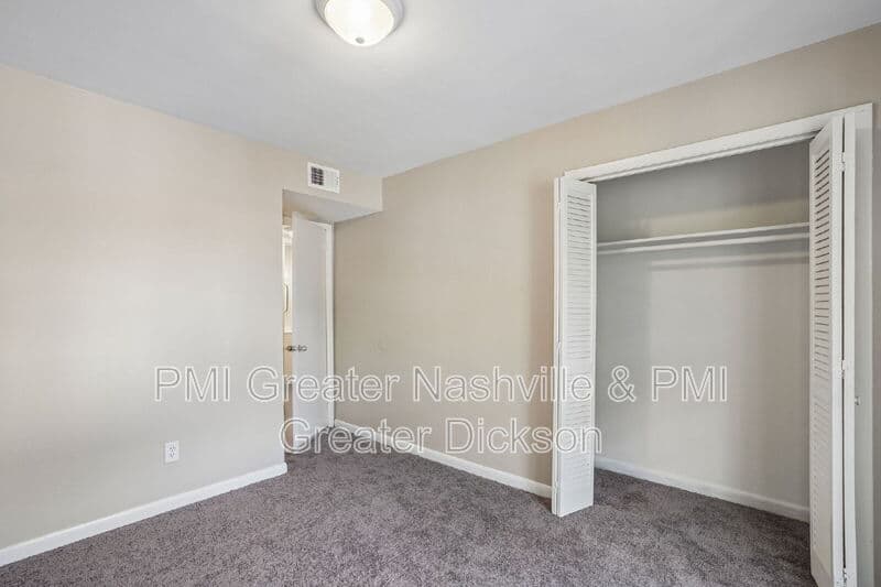 Dickson Condo: 405 Spring Street