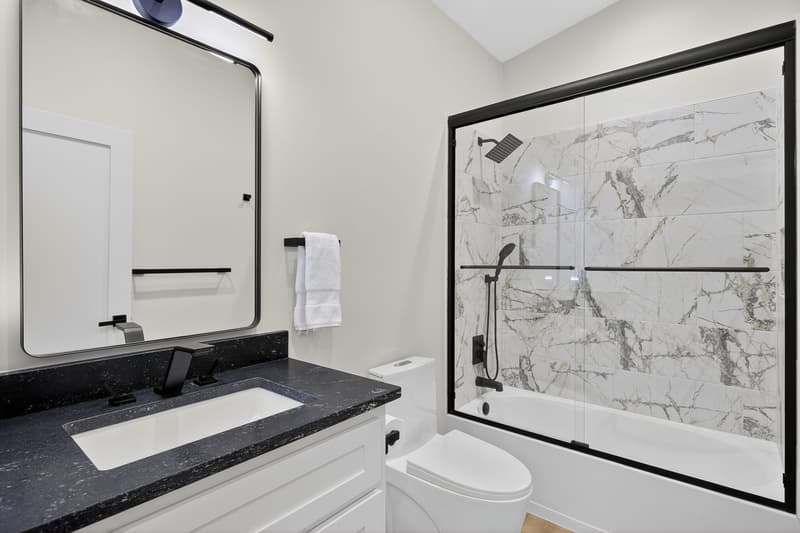Horseshoe Bay House: 820 Broken Arrow
