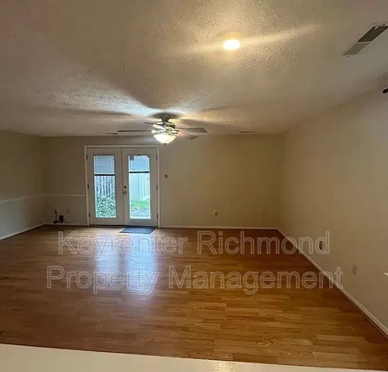 Richmond House: 7700 Pomeroy Court