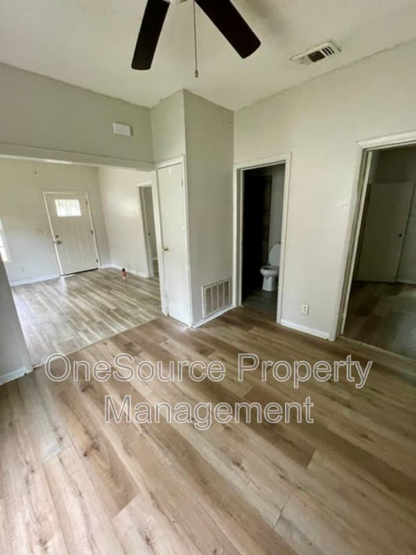 Quincy House: 911 7Th Street