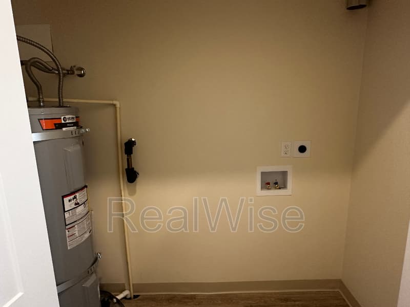 Medford Condo: 1935 Table Rock Rd
