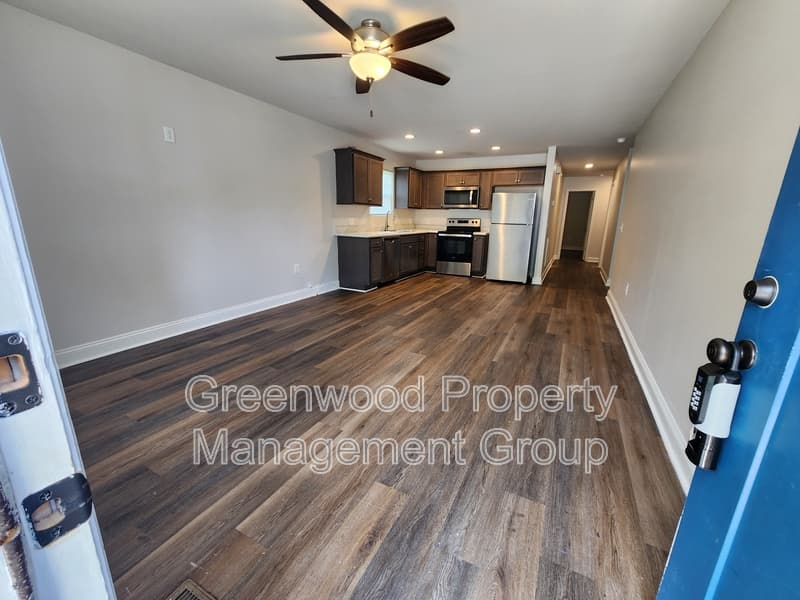 High Point Condo: 414 Whiteoak Street