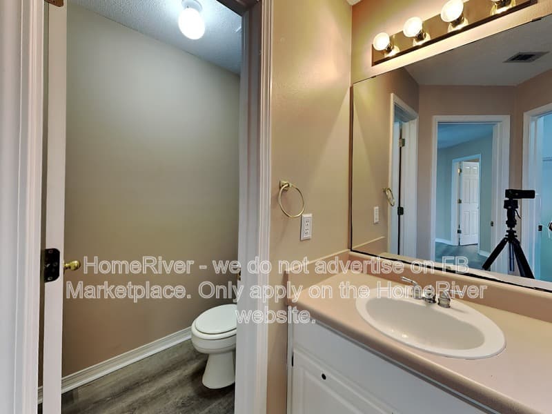 Crestview House: 2827 Atoka Trl