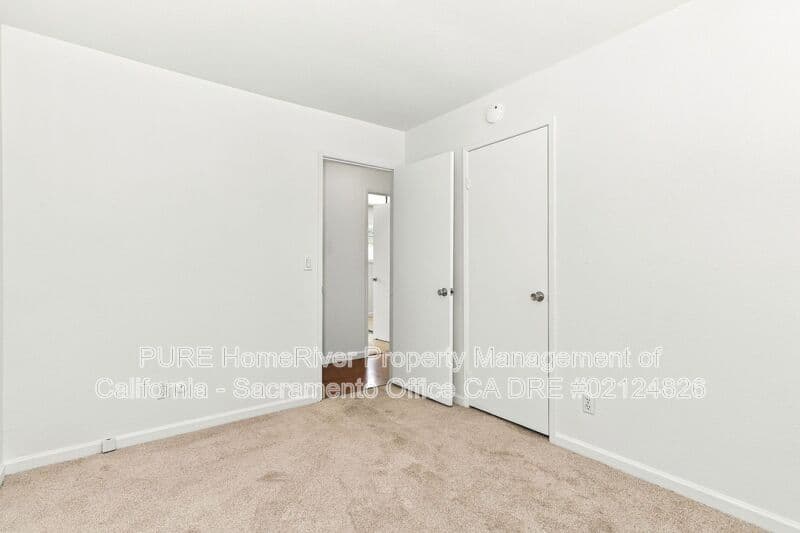 Carmichael House: 4924 Olive Oak Way