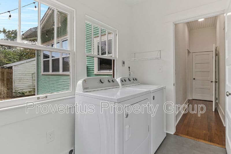 Pensacola House: 904 North 16th Avenue