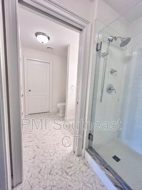New London Condo: 461 Bank Street