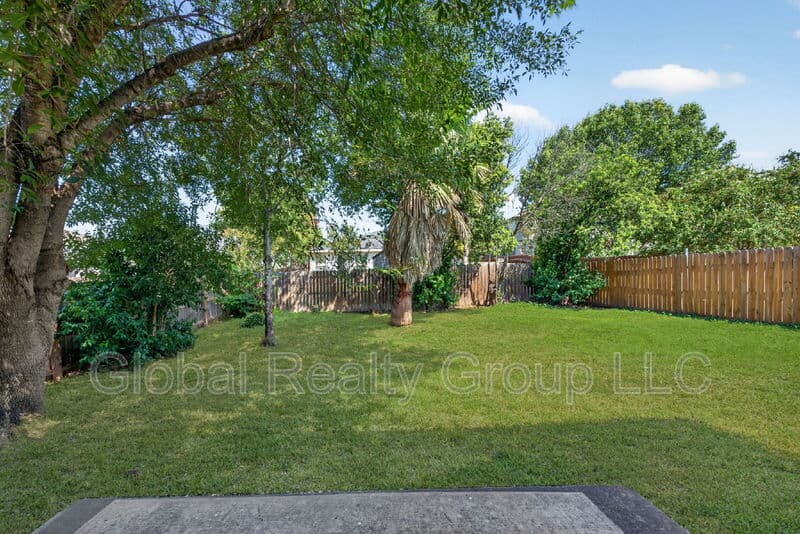 Cibolo House: 112 Willow View