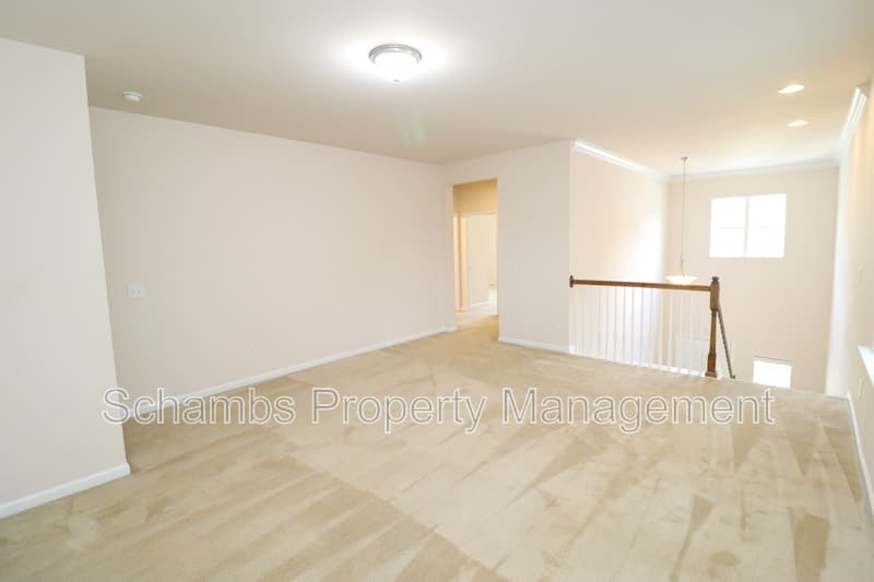 Cary House: 1065 Canyon Shadows Ct