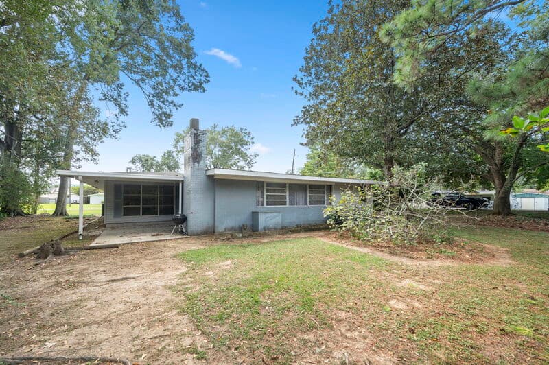 Baton Rouge House: 8709 Forest Hill Drive