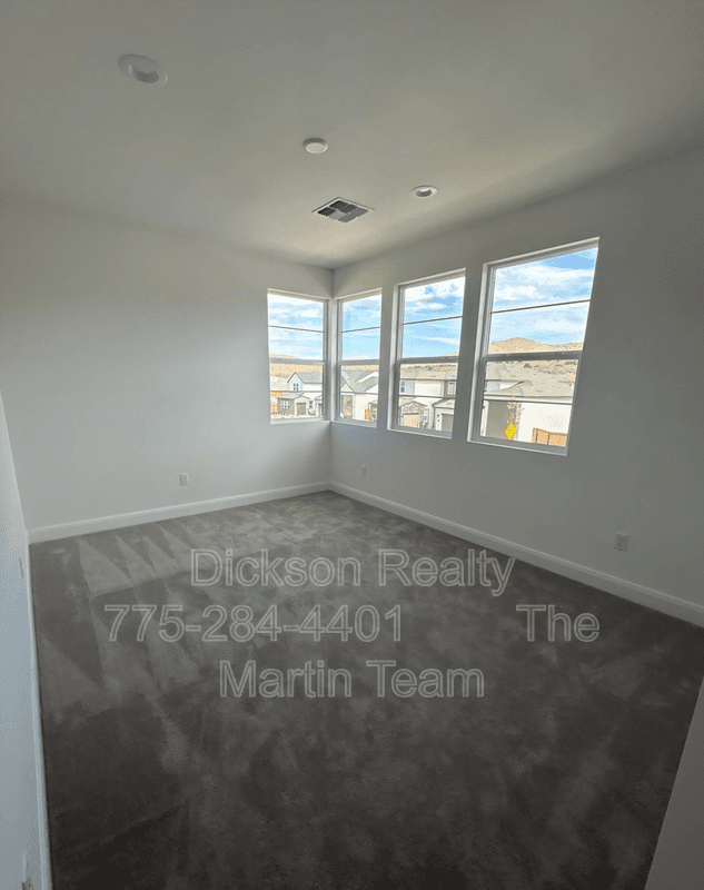 Sparks House: 11639 Vinegar Peak Drive