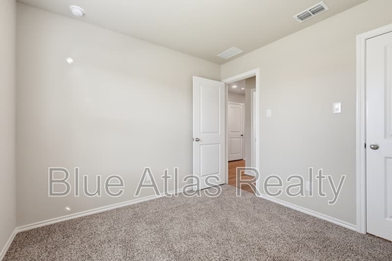 Denton House: 7740 Royal Fern Drive