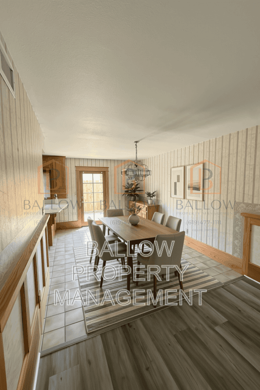 Santee House: 10045 Woodpark Dr