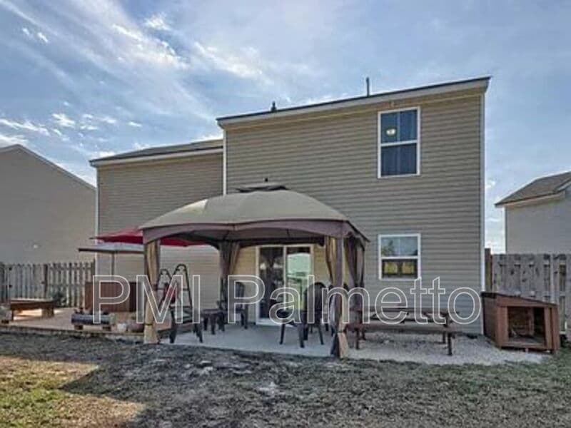 Lexington House: 1218 Denali Ct