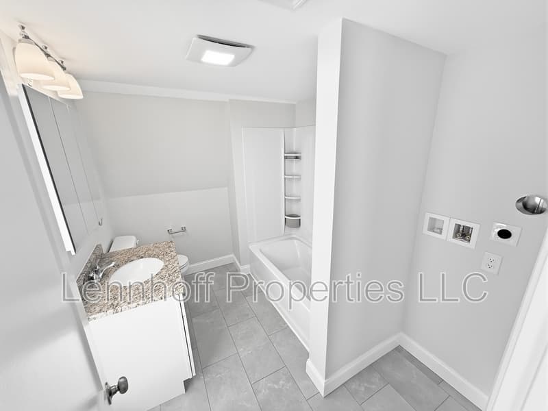 Lowell Condo: 526 Concord Street - 2
