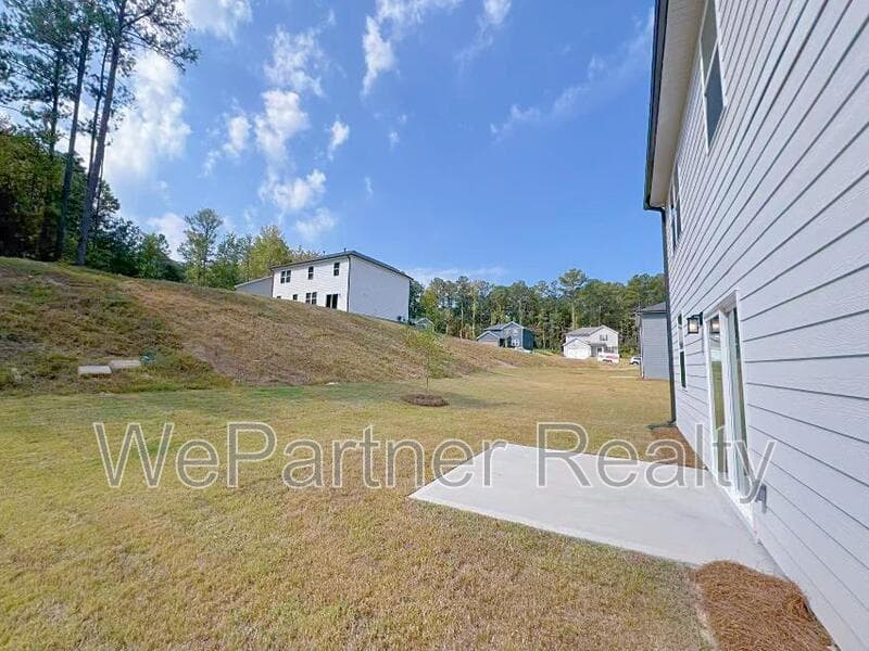 Douglasville House: 7225 Lacey Dr