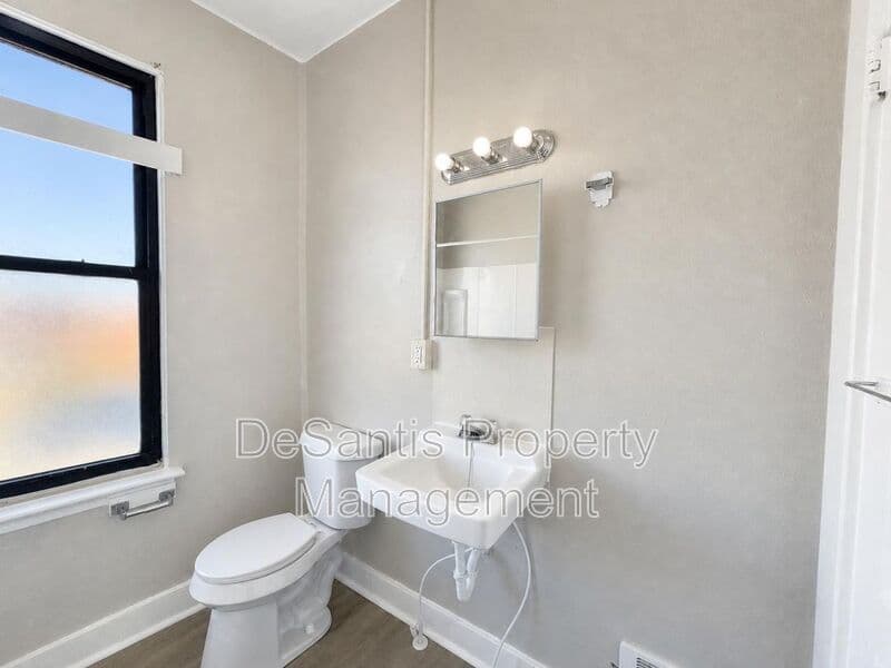 Homestead Condo: 810 Amity Street