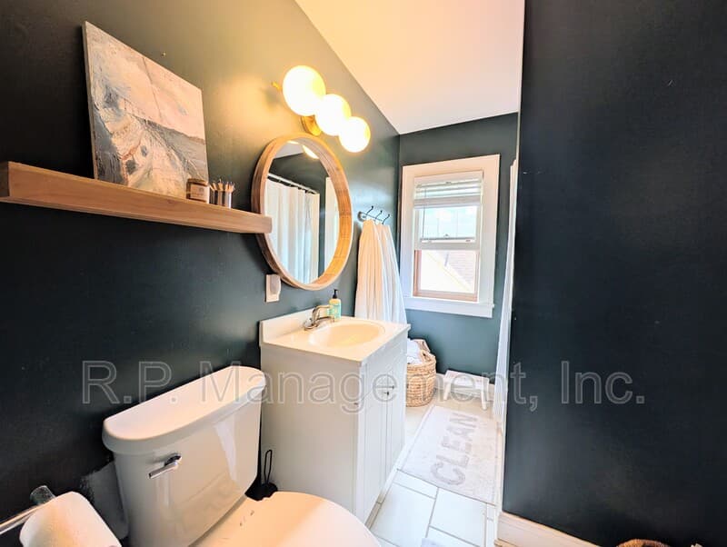 Minneapolis House: 2330 Mckinley St NE