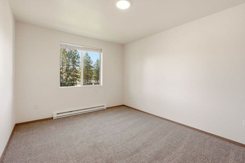 Spokane House: 1123 E Hastings