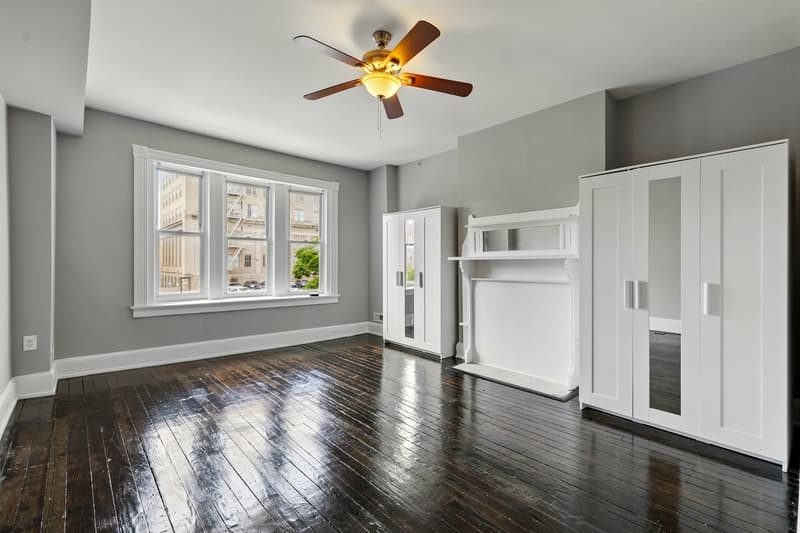Baltimore Condo: 2323 North Calvert Street