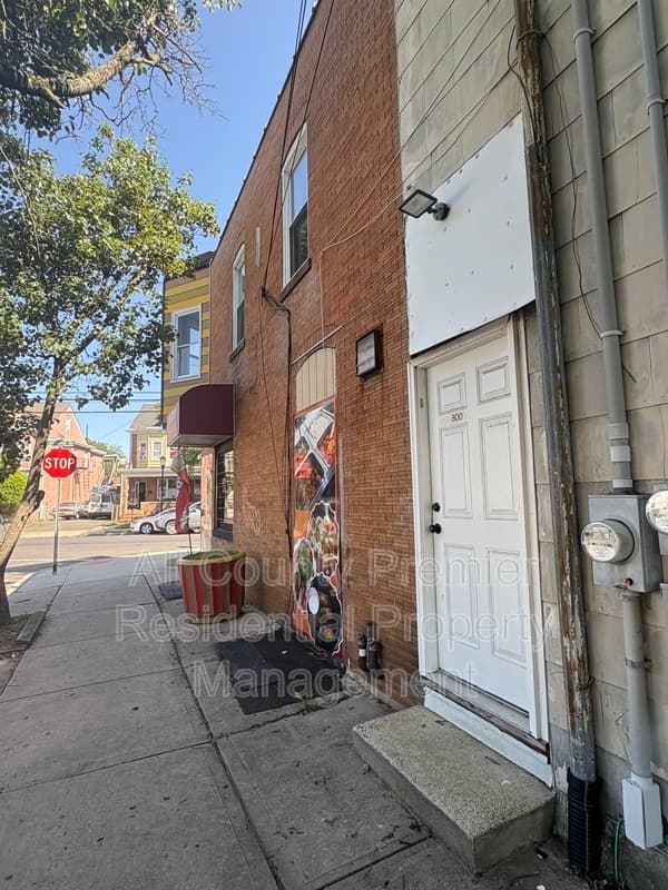 Trenton Condo: 1101 Hamilton Ave.
