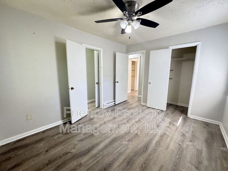 Greensboro House: 1112 Caldwell St