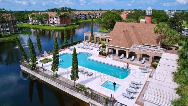 St Petersburg Condo: 10200 Gandy Blvd N