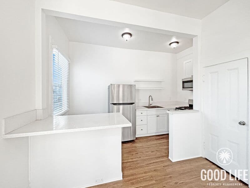 San Diego Condo: 849 22nd St