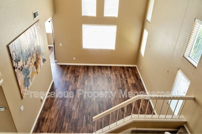 Chula Vista House: 978 Norella St