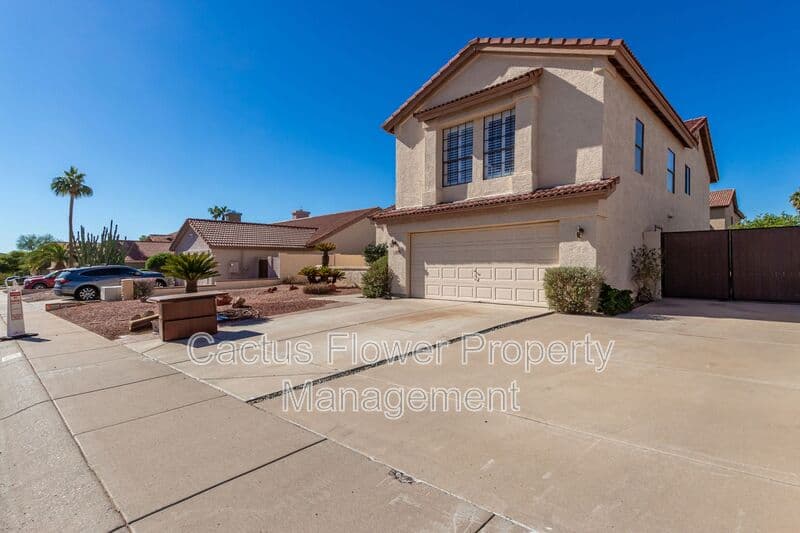 Phoenix House: 13204 S 38Th Pl