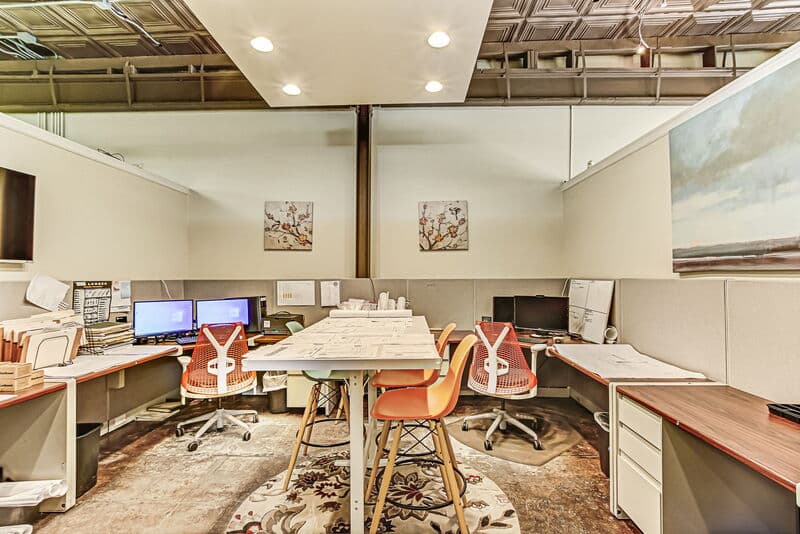 Jacksonville House: 1334 Walnut Street - 1