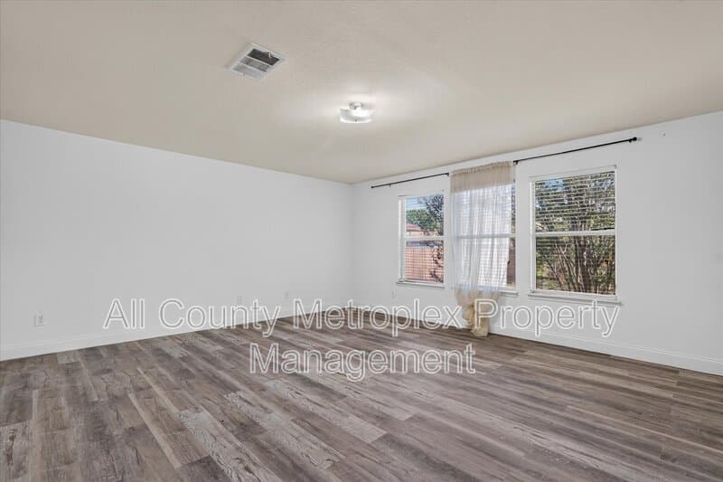 Forney House: 2112 Aster Trail