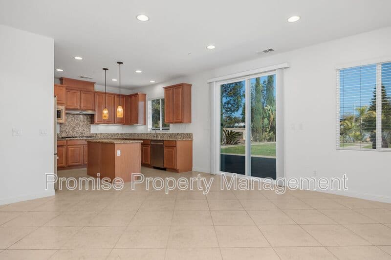 Oceanside House: 5514 Lipizzaner Circle