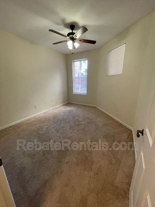 Jacksonville Condo: 10435 Midtown Parkway