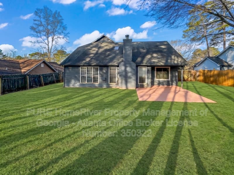 Rex House: 5724 Rex Mill Crk