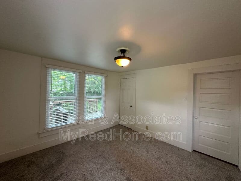 Memphis House: 1042 Blythe Street
