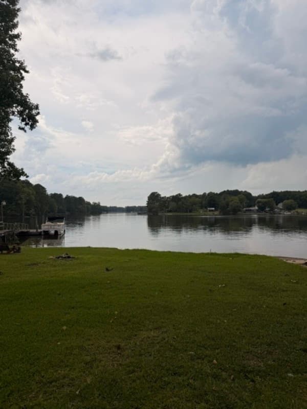 Prosperity House: 127 Oak Pointe Road