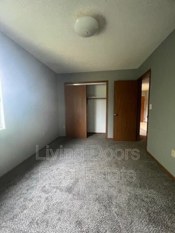 Bloomfield Condo: 603 S. Washington St