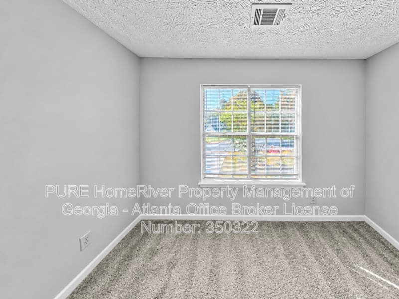 Riverdale House: 8432 Cedar Creek Rdg