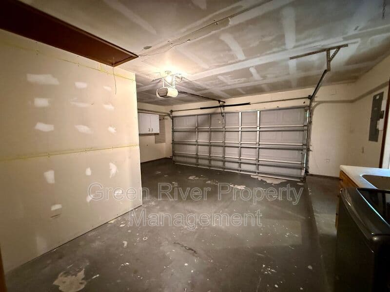 Jacksonville House: 12955 Julington Ridge Drive E