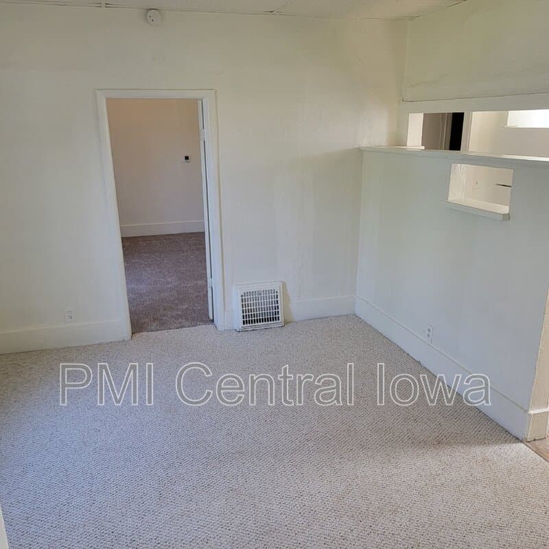 Des Moines Condo: 2220 E Walnut St
